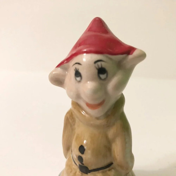 Vintage Dopey  Figurine Red Hat Ceramic Snow White 3.5 Inch Tall Figure Unmarked - Picture 16 of 16